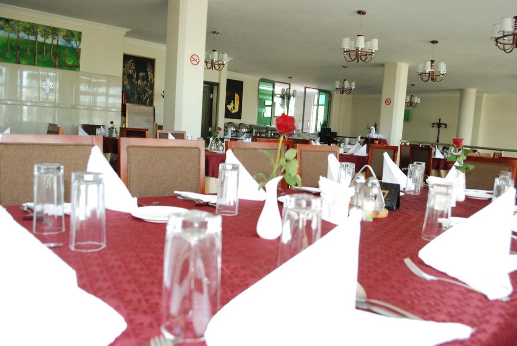 Addis Amba Hotel バハルダール エクステリア 写真