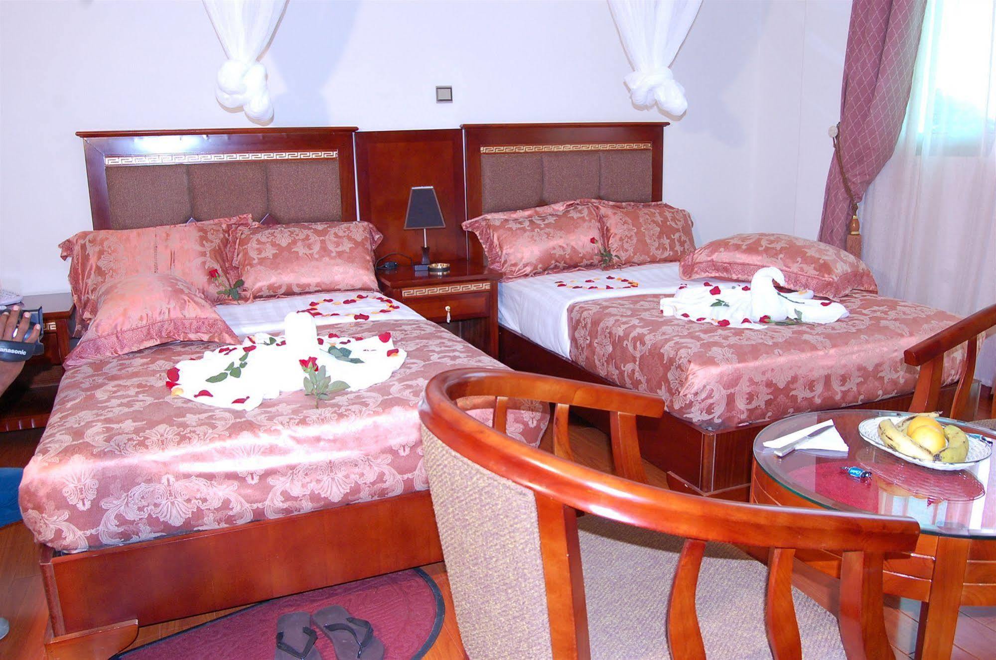 Addis Amba Hotel バハルダール エクステリア 写真